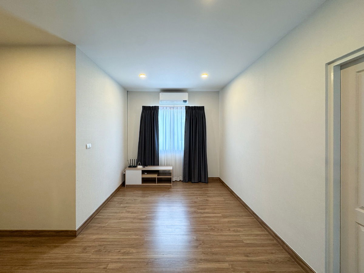 รูป สภาพใหม่เอี่ยม! Dream Home หลังมุม!! ขายบ้านเดี่ยว เซนโทร บางนา–ศรีนครินทร์ (Centro Bangna-Srinakarin) 67.3 ตร.วา 4 ห้องนอน 4 ห้องน้ำ ใกล้เมกาบางนา - รูปที่ 24/39