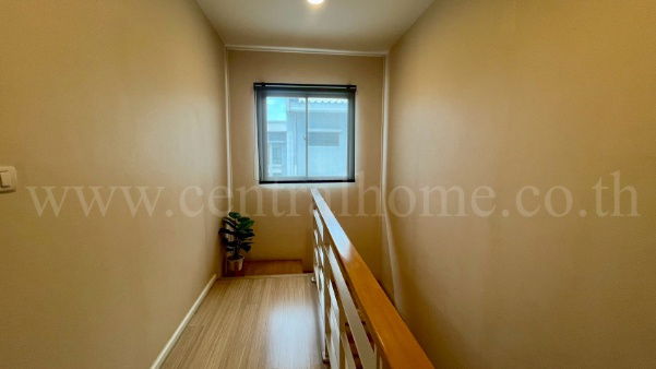 รูป ทาวน์โฮม 3 ชั้น บ้านกลางเมือง รัตนาธิเบศร์ หลังมุม ราคาถูก - รูปที่ 16/23