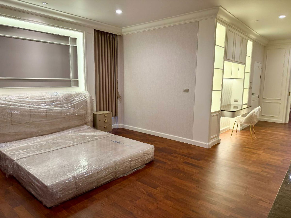 รูป ให้เช่า ลดาวัลย์ ณ เจ้าพระยา |  บ้านหรู สไตล์ Luxury English 3.5 ชั้น รีโนเวทใหม่ทั้งหลัง บรรยากาศเงียบสงบ ติดริมเจ้าพระยา ใจกลางเมือง - รูปที่ 12/36