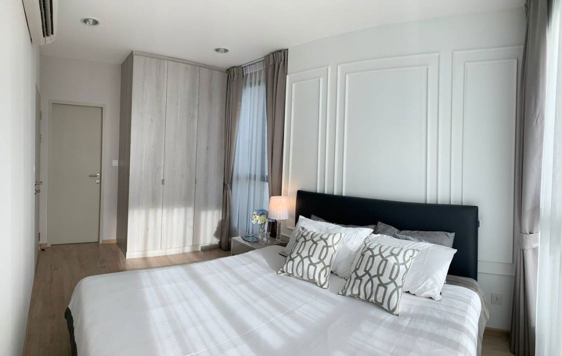 picture Ideo Q Ratchathewi【𝐒𝐄𝐋𝐋 & 𝐑𝐄𝐍𝐓】🔥Light-colored wood with built-in functionality. Simple yet inviting.🔥  Contact Line ID: @hacondo - 3/10