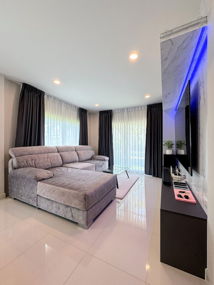 รูป สภาพใหม่เอี่ยม! Dream Home หลังมุม!! ขายบ้านเดี่ยว เซนโทร บางนา–ศรีนครินทร์ (Centro Bangna-Srinakarin) 67.3 ตร.วา 4 ห้องนอน 4 ห้องน้ำ ใกล้เมกาบางนา - รูปที่ 4/39