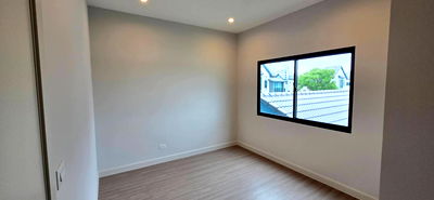 Houses for sale King Mongkut University Of Technology Thonburi, Bang Khunthian Campus : 🏠💸 Special Price! Detached House for Sale Project: Saransiri Thian Thale 30 | House No. 8/56 🏠💸