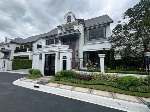 ✨ Luxury Fully-Furnished Home  4Bedroom 5Bathroom 6Parking*   Special Price 50 MB*