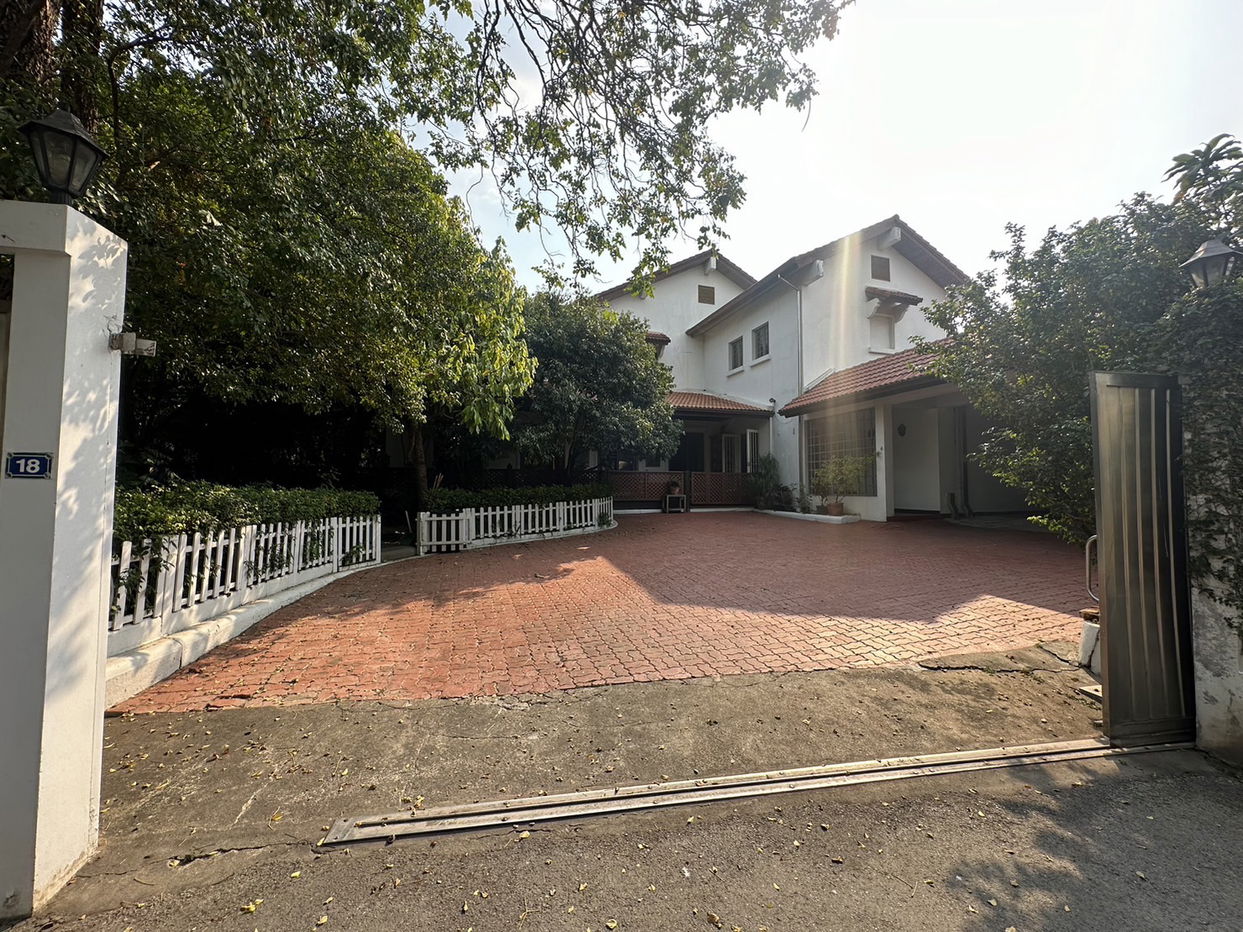 picture House in Phattanawet 3 bedrooms, for sale - 1/19