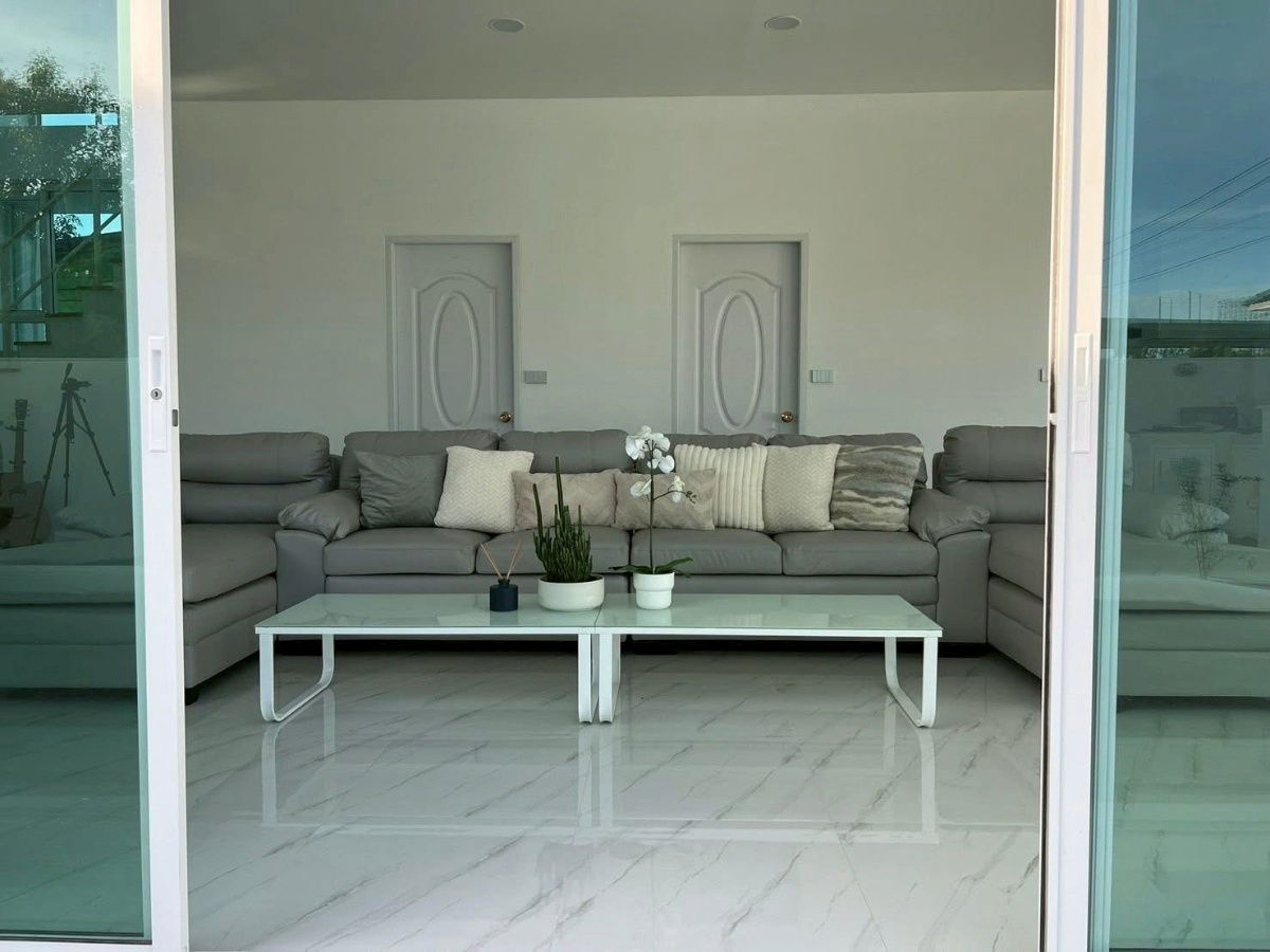 รูป 🏡 บ้านสวยสไตล์ Modern Minimal ให้เช่า | เงียบสงบ ร่มรื่น ใกล้สุวรรณภูมิ สามารถทำAIRBNBได้ - รูปที่ 5/20