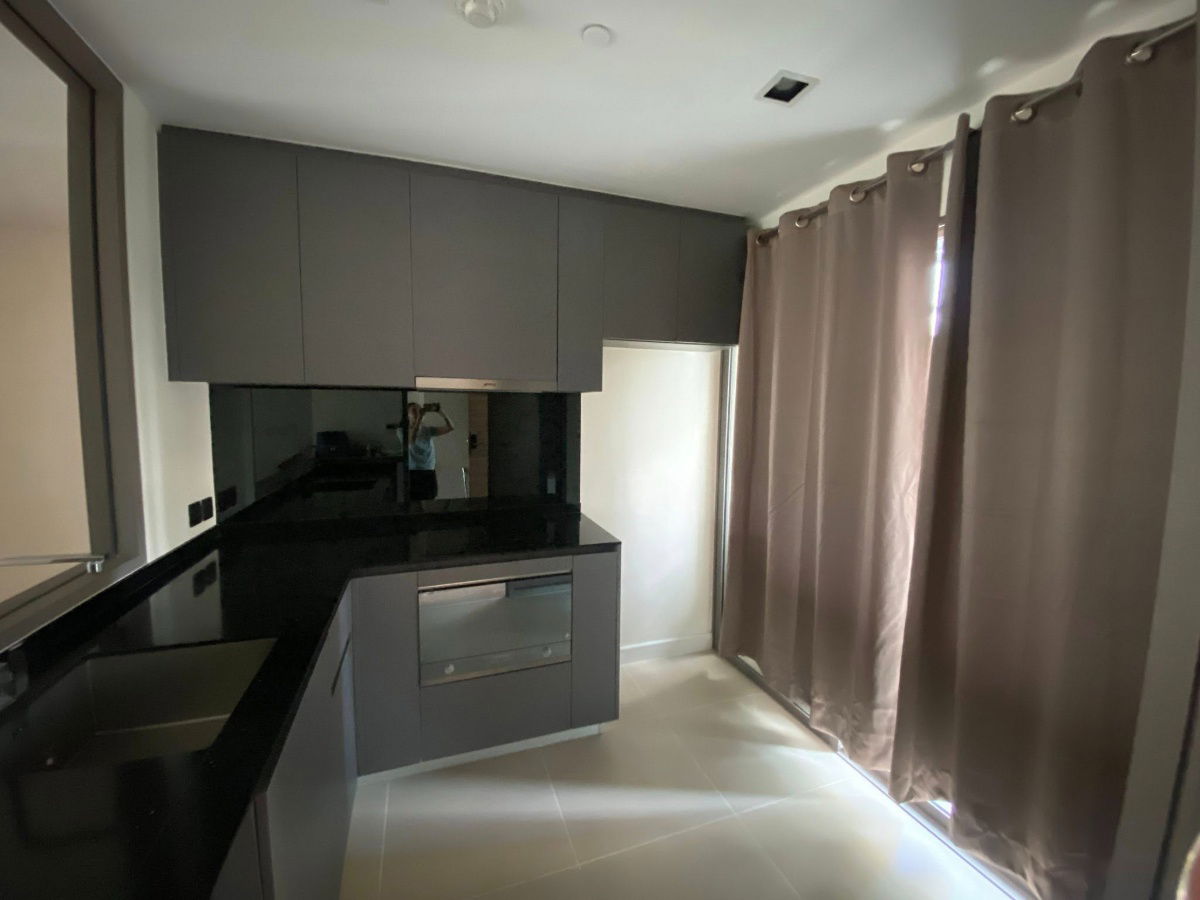รูป ให้เช่าคอนโด The Room Charoenkrung 30 ใกล้ BTS สะพานตากสิน 45,000 บาท รหัสทรัพย์: RS1231 - รูปที่ 13/23