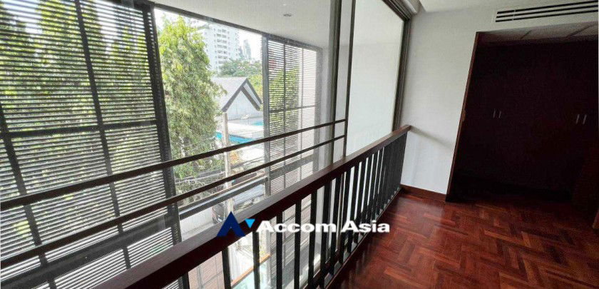 picture 🔼🔽 AccomA 📩 Home Office 3 BR House in  (110096) - 12/12