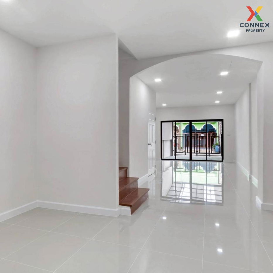 picture For Sale Townhouse/Townhome  , Baan Pranee 4 , newly renovated , MRT-Rajabhat Phranakhon , Talat Bang Khen , Lak Si , Bangkok , CX-127051 ✅ Live chat with us ADD LINE @connexproperty ✅  - 4/11