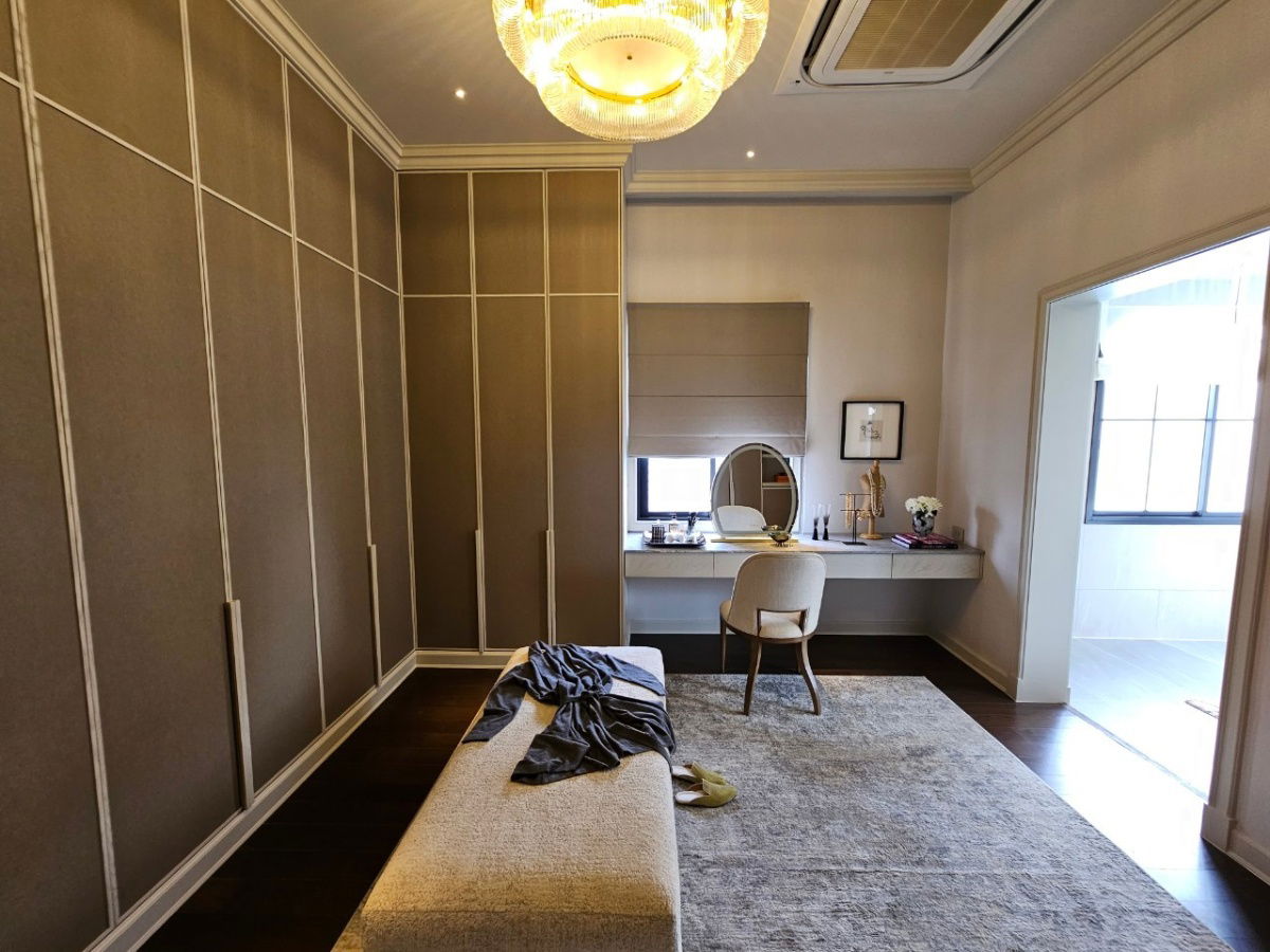 picture ✨ Luxury Fully-Furnished Home  4Bedroom 5Bathroom 8 Parking*   Special Price 100 MB* - 35/35