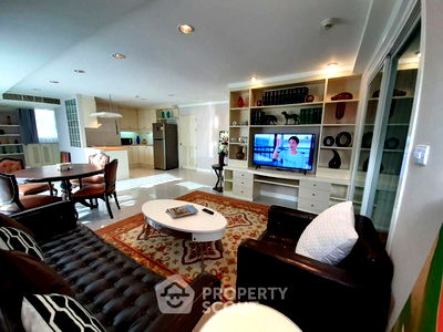 Condos for sale : 2-BR Condo at Supalai Place Sukhumvit 39 near BTS Phrom Phong (ID 2238020)