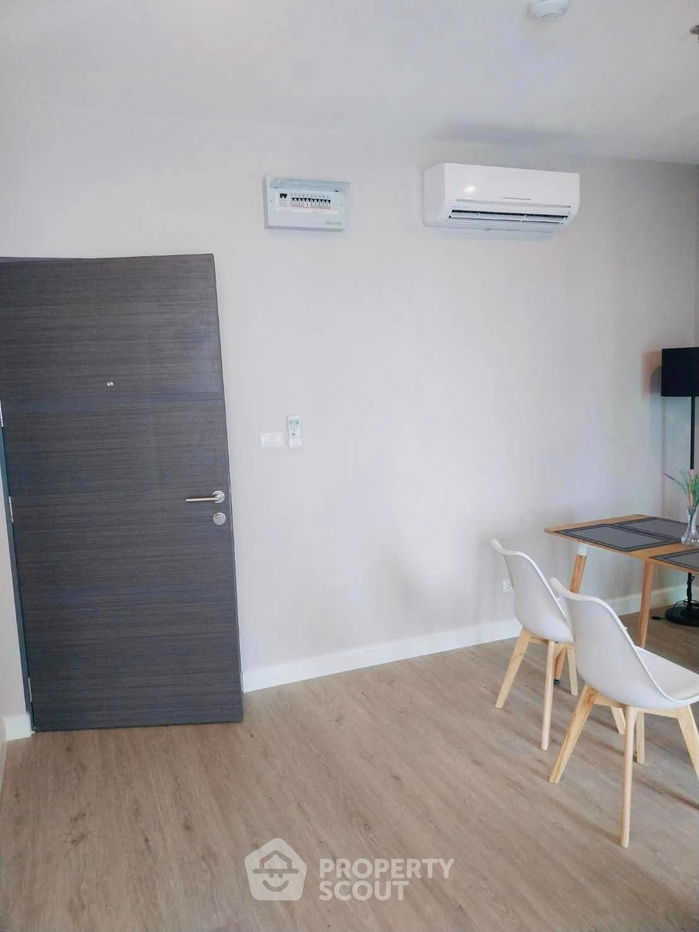 picture 2-BR Condo at Metro Sky Prachachuen near MRT Bang Son (ID 2238514) - 4/12