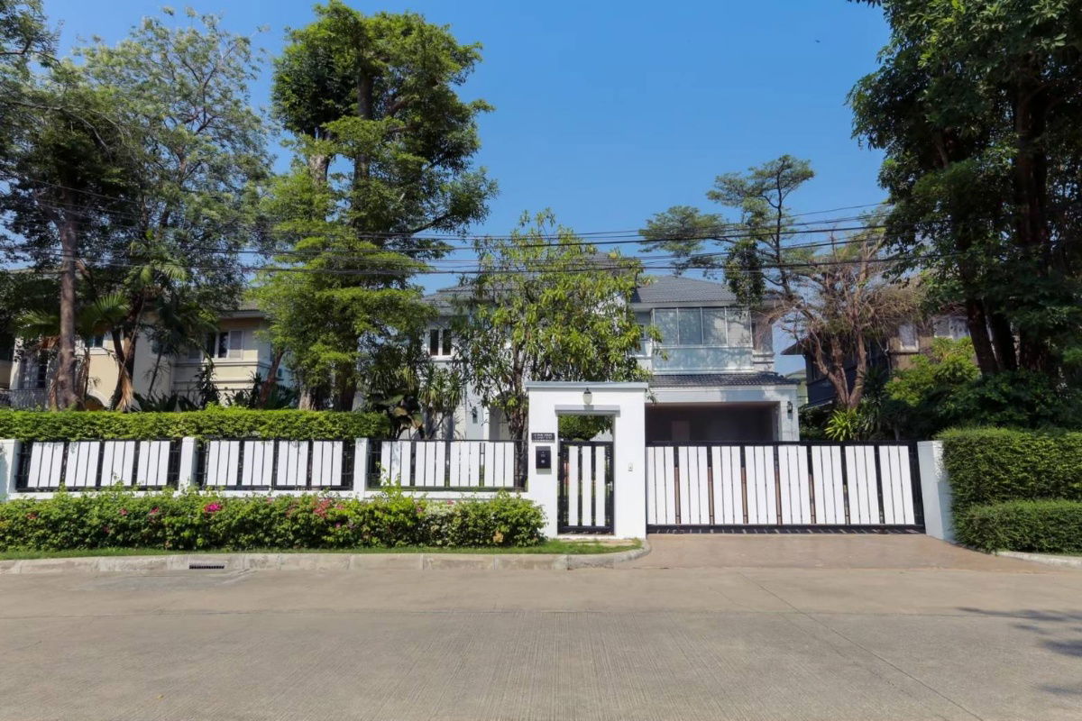 picture * Golden Nakara Onnut 65 for Sale *  4 bedrooms 5 bathrooms  - 47/50