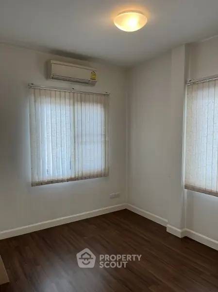 picture 3-BR House at Saransiri Phaholyotin - Saimai in Sai Mai (ID 2234511) - 6/24