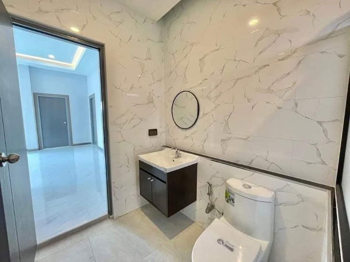 รูป ขายบ้านเดี่ยวพัทยา สร้างใหม่ พื้นที่เยอะ - รูปที่ 4/11