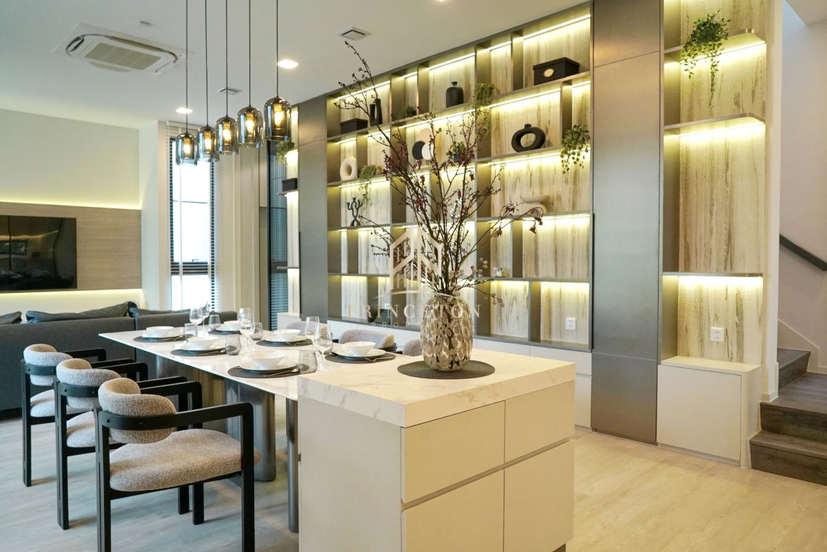 picture Luxury House For Rent Vive Krungthep Kreetha next to Wellington School  - 22/49