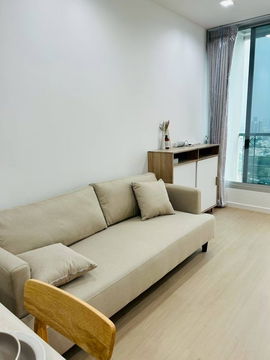 Condo for rent, sathorn house, next to bts surasak, 0 meters