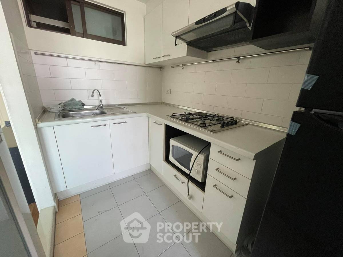 picture 2-BR Condo at Lumpini Place Narathiwat-Chaopraya close to Phra Ram 3 (ID 495701) - 20/20