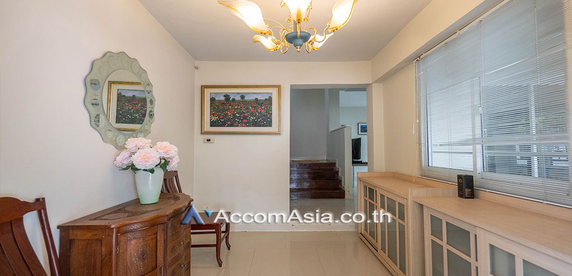 picture 🔼🔽 AccomA 📩  4 BR House in  (2312674) - 12/18