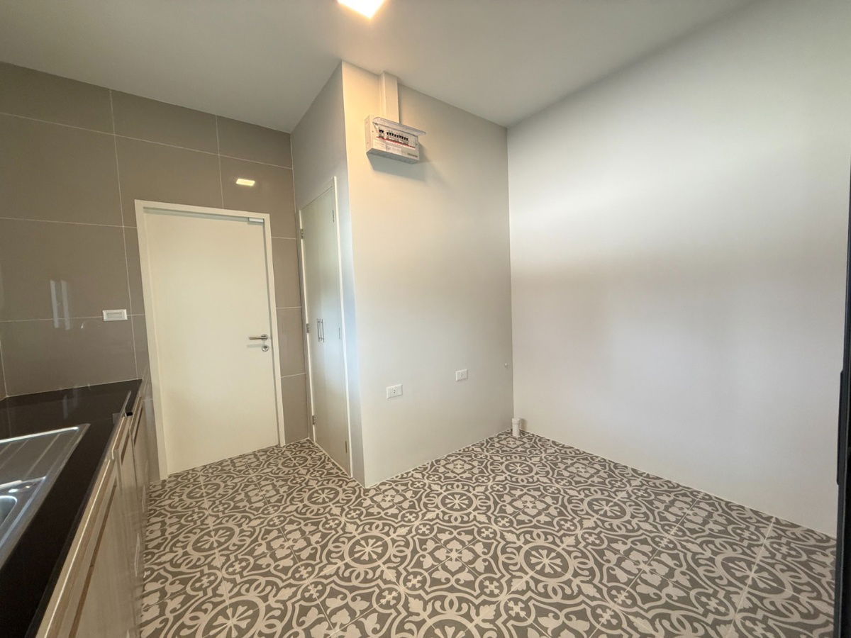 รูป 🏡 ขายบ้านเดี่ยว สราญสิริ พระราม 2 ✨ หลังใหญ่ สวย พร้อมอยู่ 📍 99/123  - รูปที่ 8/10