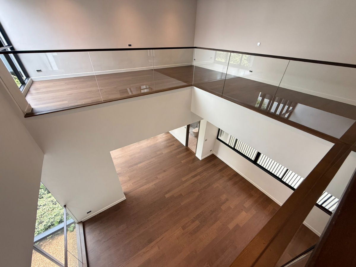 รูป บ้านหรู 3 ชั้น พร้อมลิฟท์ ทำเลกรุงเทพกรีฑา ราคาพิเศษปิดโครงการ  - รูปที่ 18/19