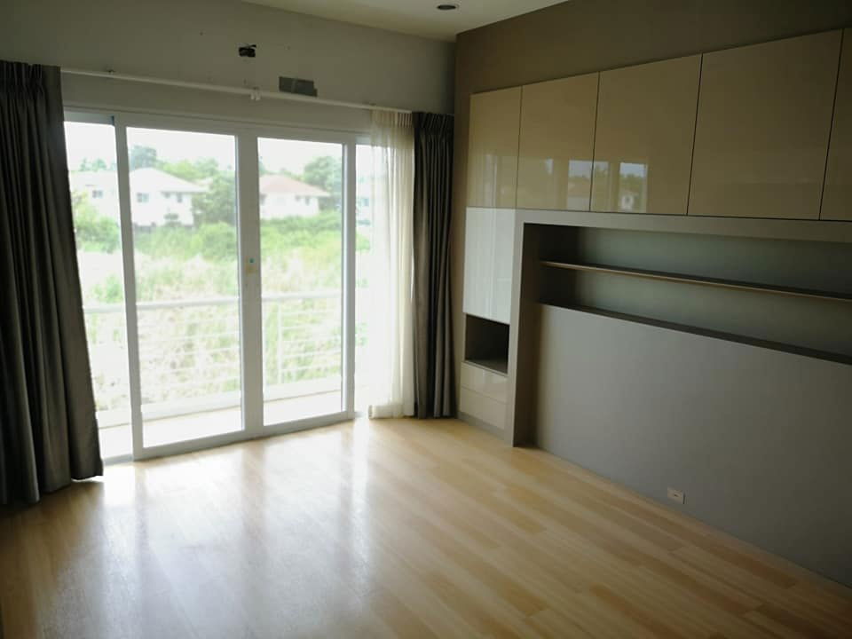 picture Very cheap detached house, Inglada Village, 480 sq m, Lam Luk Ka Khlong 4, immediate discount 1 million baht. - 9/19