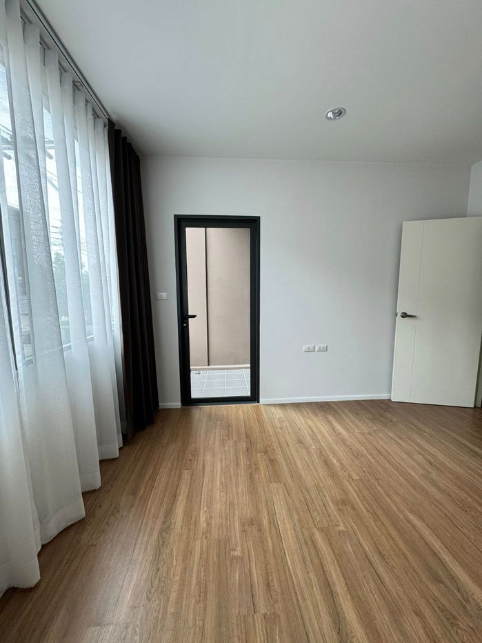 picture 🟢For Rent🟢Baan Klang Muang Rama 9–Krungthep Kreetha, beautiful room, fully furnished. 📱ADD LINE @nathong97 (Reply ⚡ 24 Hr) P869 - 5/17