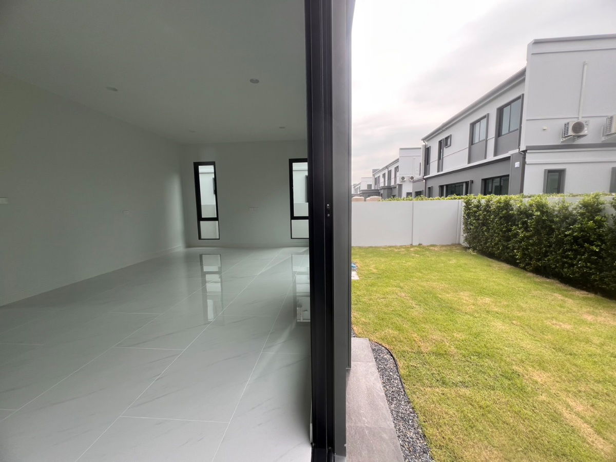 picture Modern Art Deco style house, luxury house, Ramintra zone, detached house 100 square meters. - 4/7