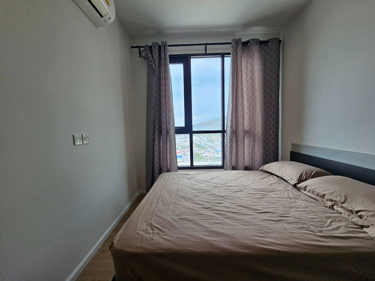 picture For Rent: Notting Hill Luxury Condo, Laem Chabang - Sriracha - 3/6