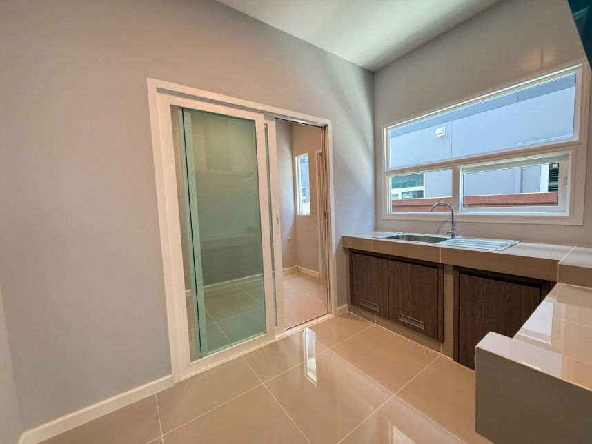 picture Detached House New Phase,Big garden Japanese style ,PRICE 5.59 best location! On the main road! Near the expressway! - 5/13