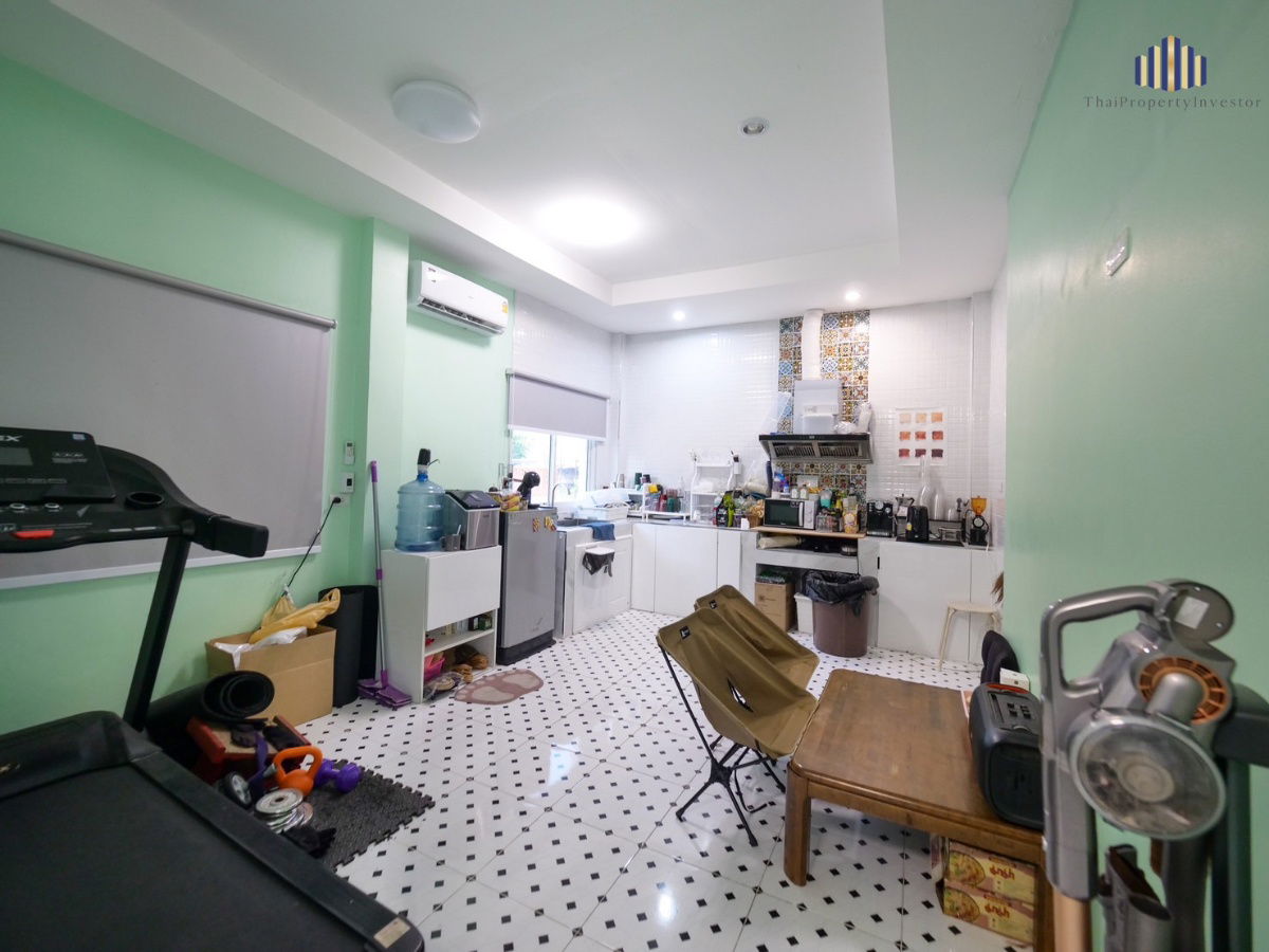 picture Urgent sale, custom-designed 2-storey detached house, Krisdanakorn Village 19, Khlong Nueng, only 600 meters from Phahonyothin Road. - 8/23