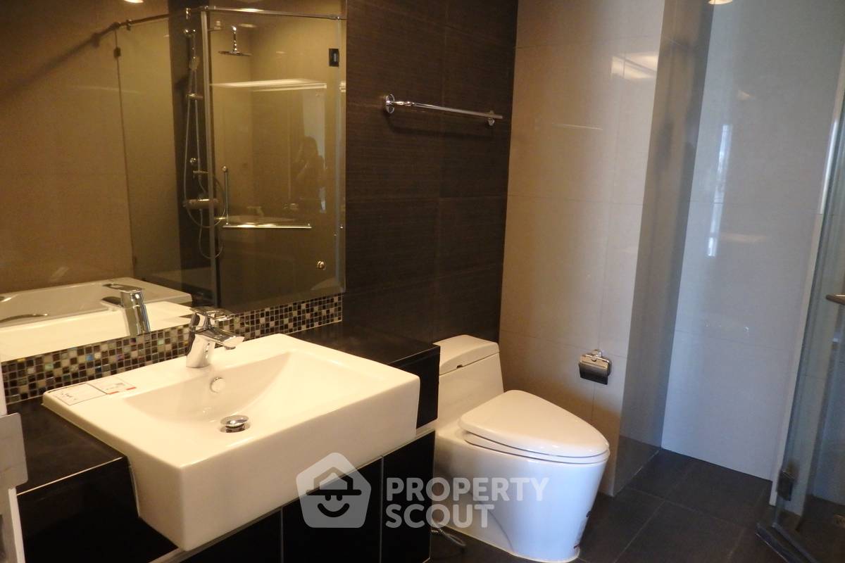 picture 2-BR Condo at The Crest Sukhumvit 34 near BTS Thong Lor (ID 887190) - 6/17