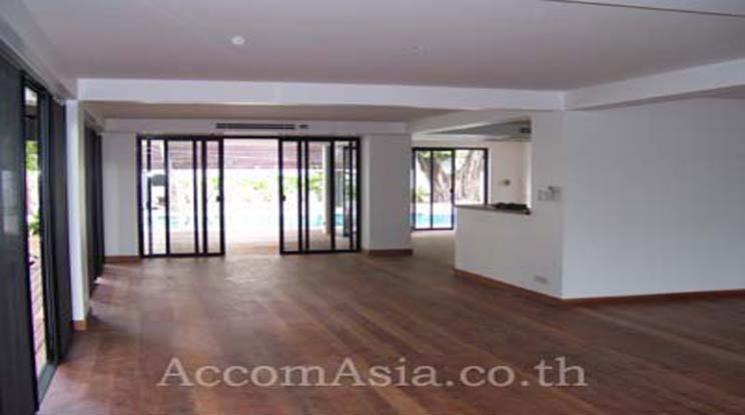 picture 🔼🔽 AccomA 📩  4 BR House in  (69552) - 4/4