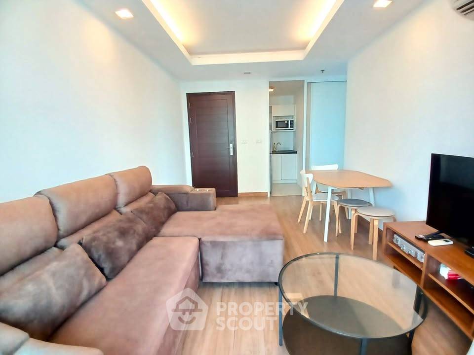 picture 2-BR Condo at Thru Thonglor in Bang Kapi (ID 2240142) - 4/22