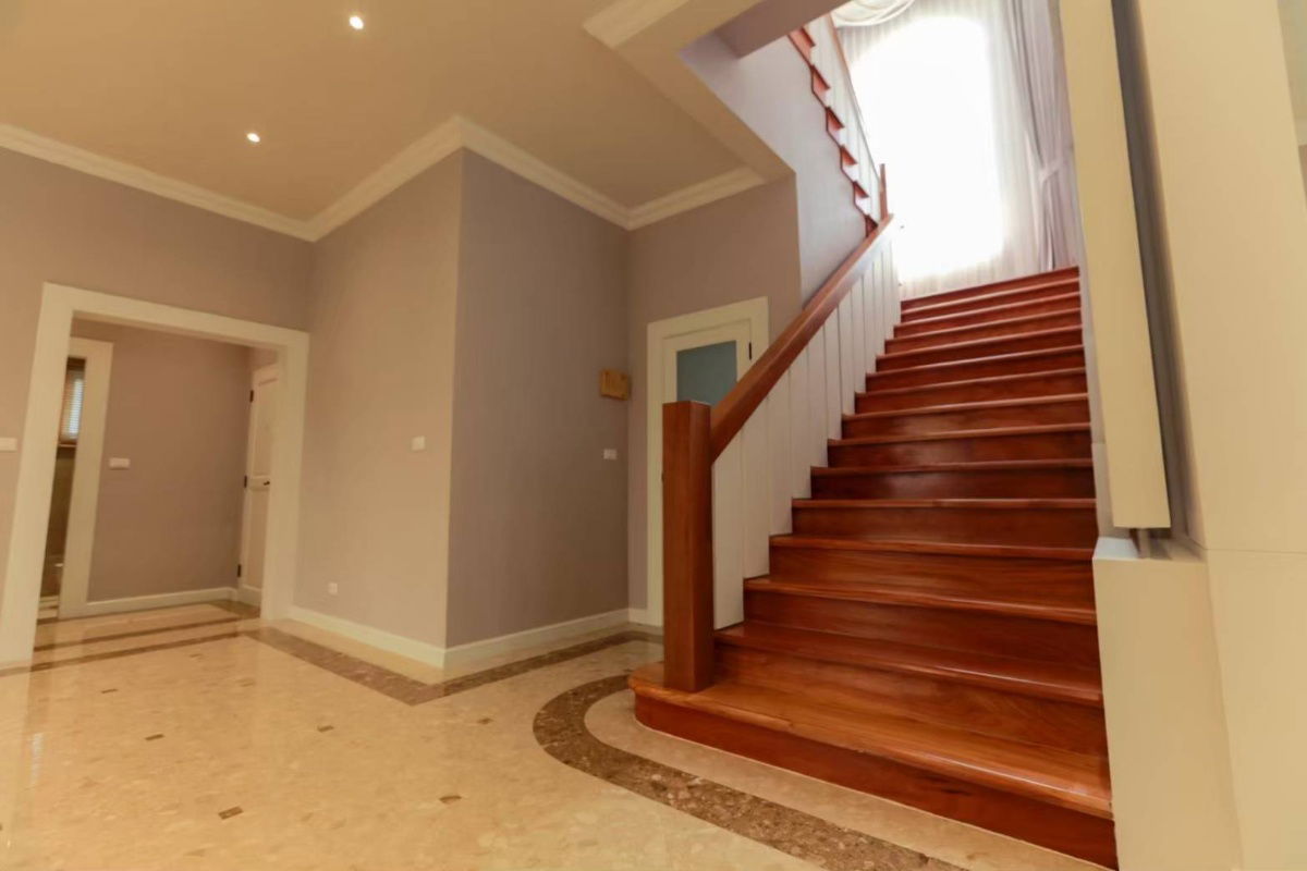 picture * Golden Nakara Onnut 65 for Sale *  4 bedrooms 5 bathrooms  - 12/50