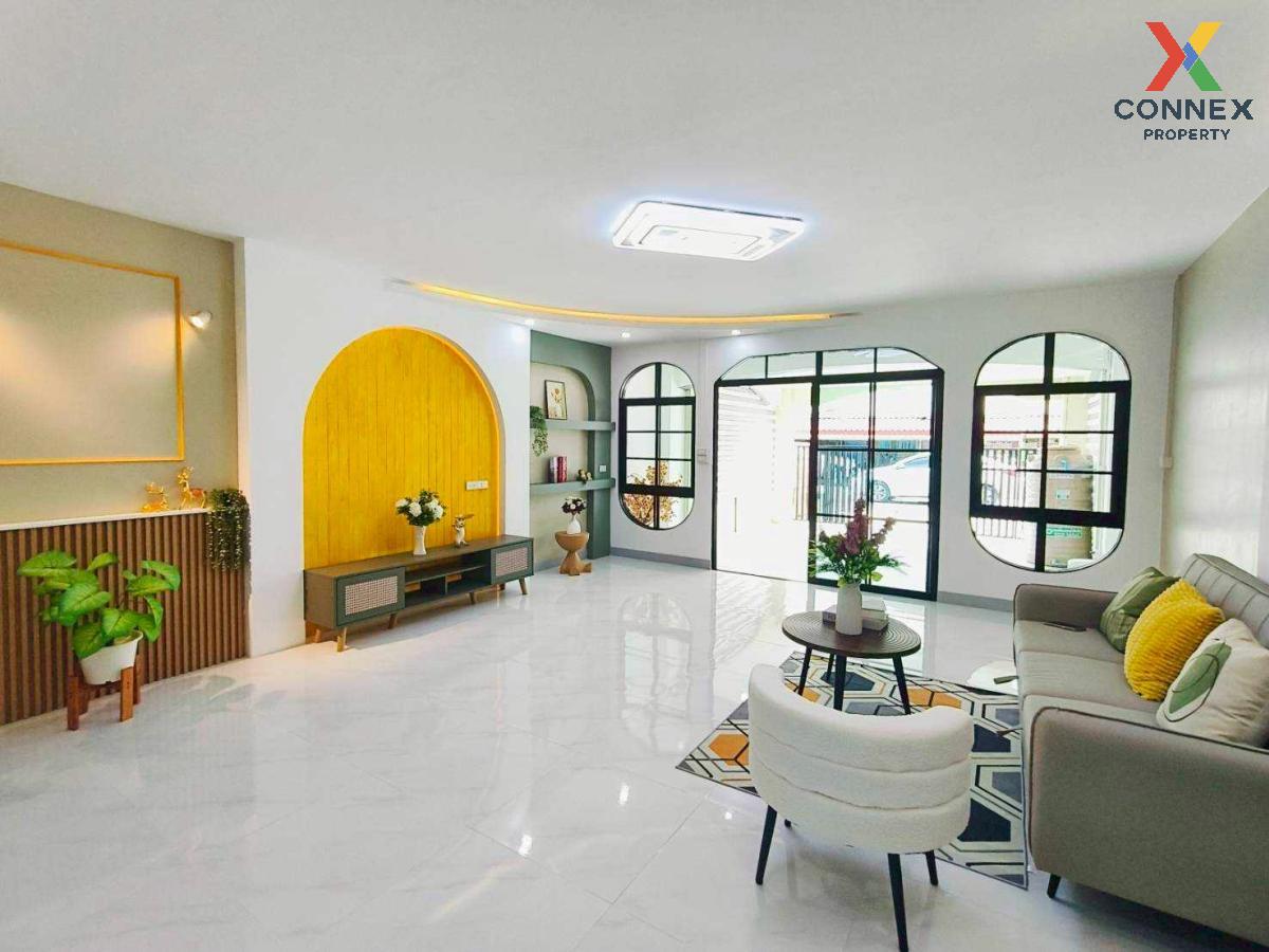 picture For Sale Townhouse/Townhome  , K.C. Ramindra 1 , wide frontage , newly renovated , Sam Wa Tawan Tok , Khlong Sam Wa , Bangkok , CX-126570 ✅ Live chat with us ADD LINE @connexproperty ✅  - 8/12
