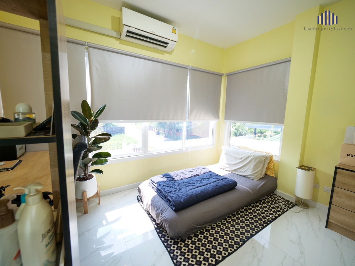 picture Urgent sale, custom-designed 2-storey detached house, Krisdanakorn Village 19, Khlong Nueng, only 600 meters from Phahonyothin Road. - 12/23