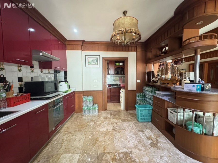 รูป 68070948 : ขายบ้านเดี่ยว 2 ชั้น Built-in ทั้งหลัง ขนาด 4 ห้องนอน บนที่ดิน 84.3 ตารางวา หมู่บ้านลัดดารมย์ วัชรพล-สุขาภิบาล 5 - รูปที่ 11/23