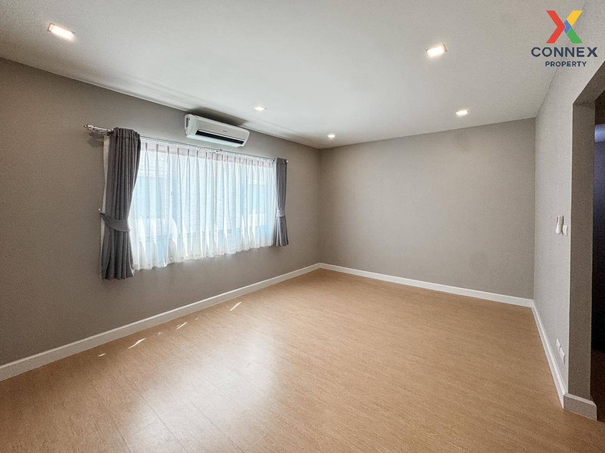 picture For Sale Townhouse/Townhome  , The Village Rangsit-Wongwaen , Lat Sawai , Lam Luk Ka , Pathum Thani , CX-127056 ✅ Live chat with us ADD LINE @connexproperty ✅  - 5/9