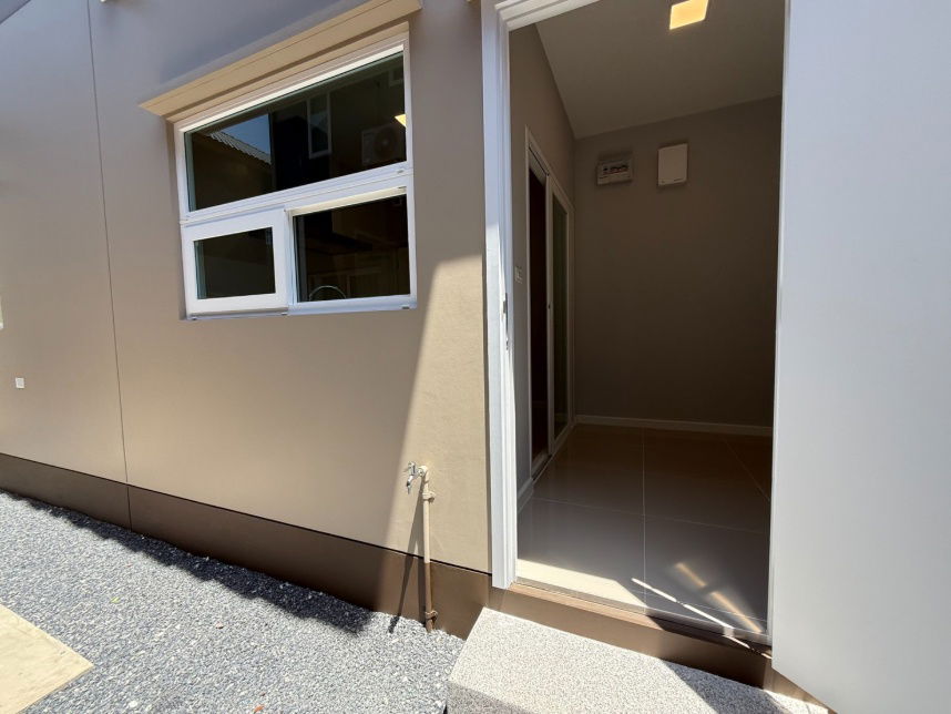 picture Detached House New Phase,Big garden Japanese style ,PRICE 5.59 best location! On the main road! Near the expressway! - 6/13