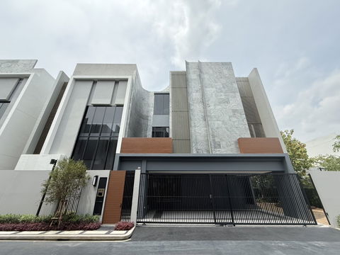 THE LAST OPPORTUNITIES! BUGAAN KRUNGTHEP KREETHA 655 SQM.