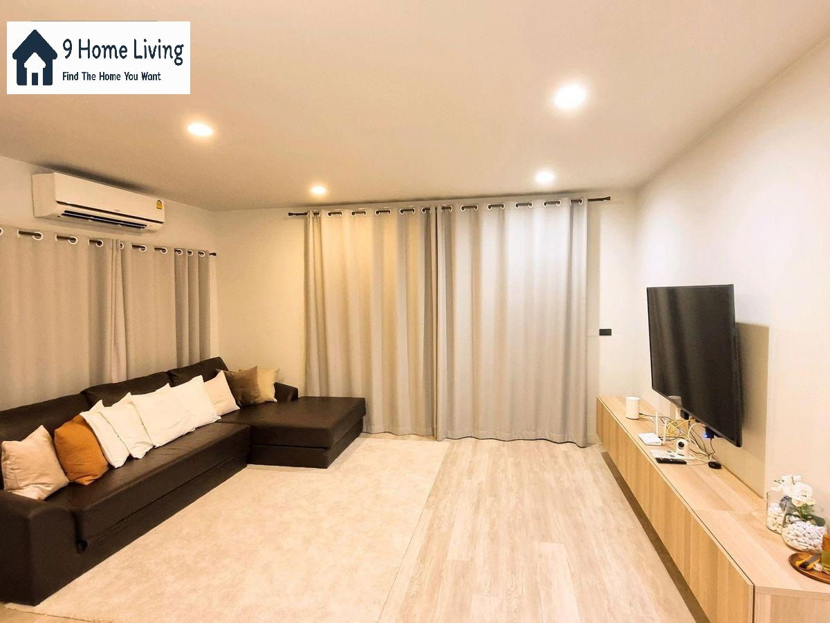 picture For Rent: Detached House at Setthasiri Krungthep Kreetha 2 - 8/10