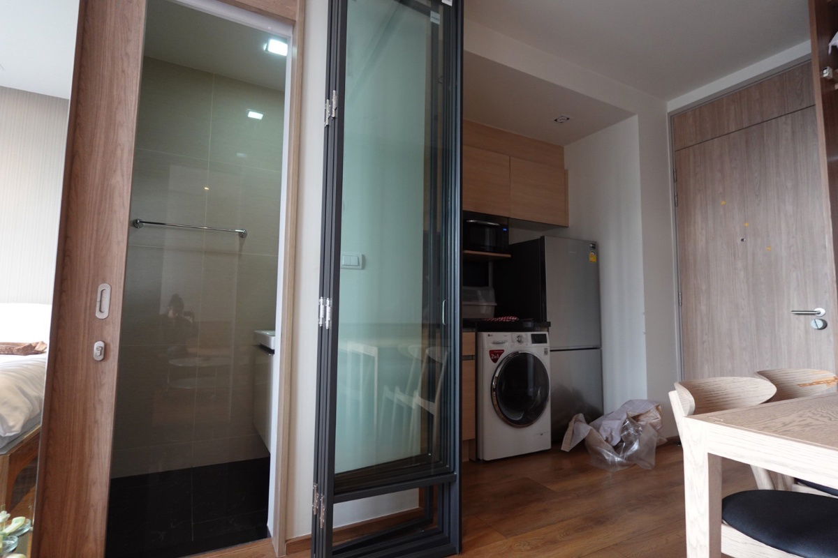 รูป Park Origin Phrom Phong | BTS Phrom Phong ( ห้องแต่งพร้อมอยู่ ) - รูปที่ 14/18