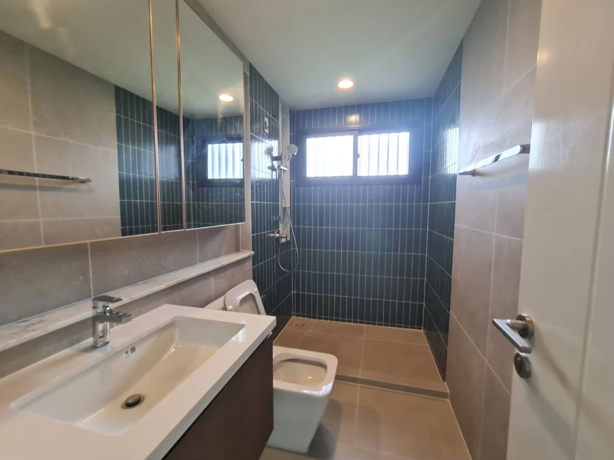รูป ขายบ้านเดี่ยวริมน้ำ สไตล์รีสอร์ท | โครงการ สราญสิริ บางนา แต่งครบ จบ เข้าอยู่ได้เลย - รูปที่ 17/22