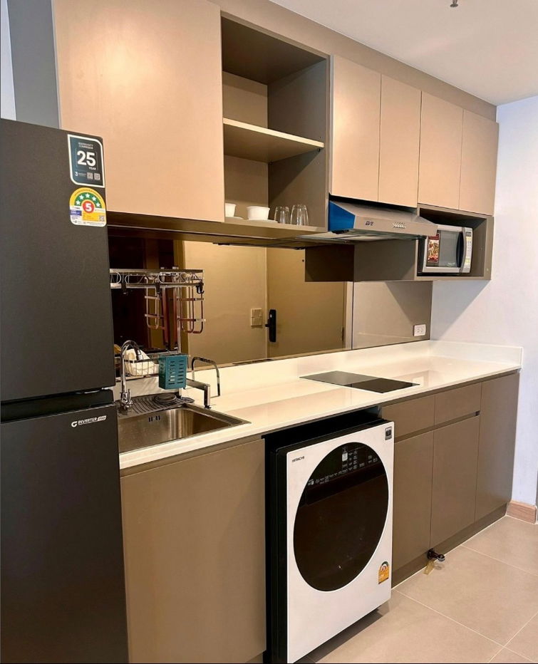 picture For rent: Sukhumvit Suite, beautiful, ready to move in, near BTS Bangna. Interested? Add me on Line @841qqlnr - 5/8