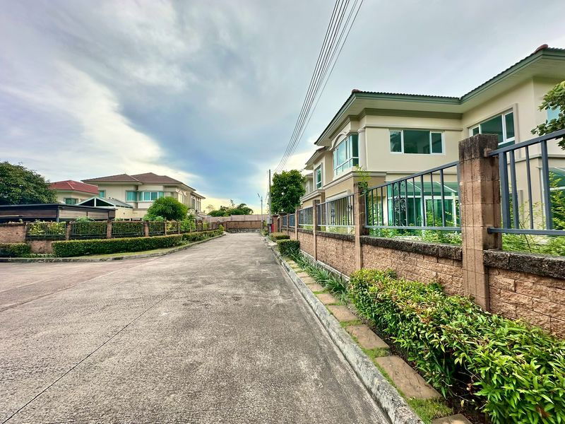 picture Luxury detached house for sale, Casa Legend Sriracha, near the motorway, prime location, great  price - 18/20