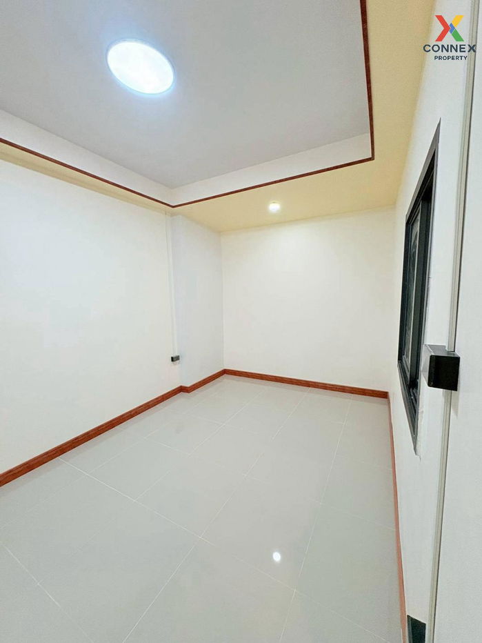 picture For Sale Townhouse/Townhome  , Baan Rom Ngao Mai , Bang Bua Thong , Bang Bua Thong , Nonthaburi , CX-126983 ✅ Live chat with us ADD LINE @connexproperty ✅  - 9/12