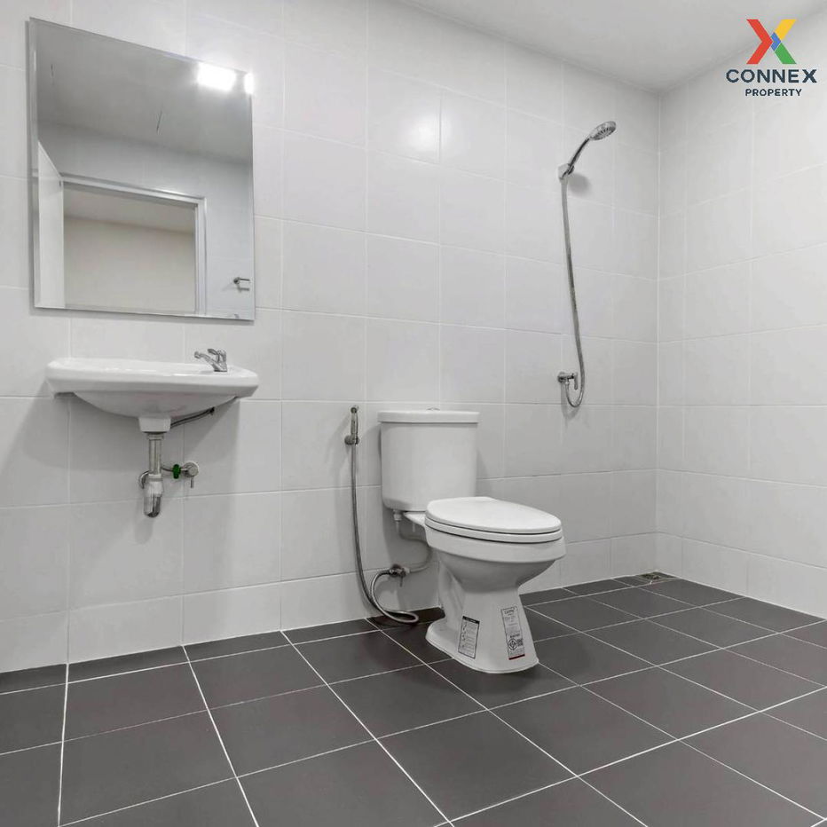 picture For Sale Townhouse/Townhome  , Baan Pranee 4 , newly renovated , MRT-Rajabhat Phranakhon , Talat Bang Khen , Lak Si , Bangkok , CX-127051 ✅ Live chat with us ADD LINE @connexproperty ✅  - 10/11