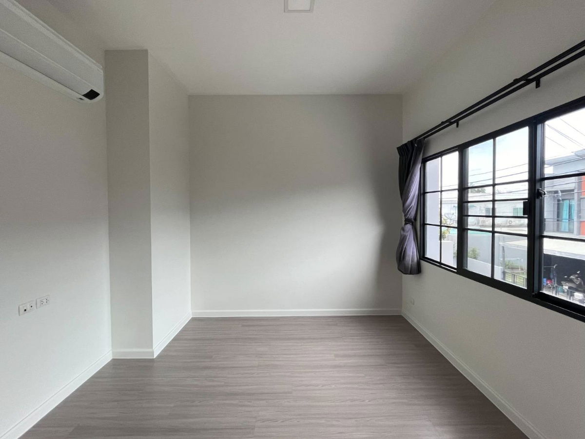 picture 🏡 Townhouse for Sale at Siri Place Suksawat - Rama 3 | Ready to move in | Excellent condition | Prime location near the expressway. - 14/19