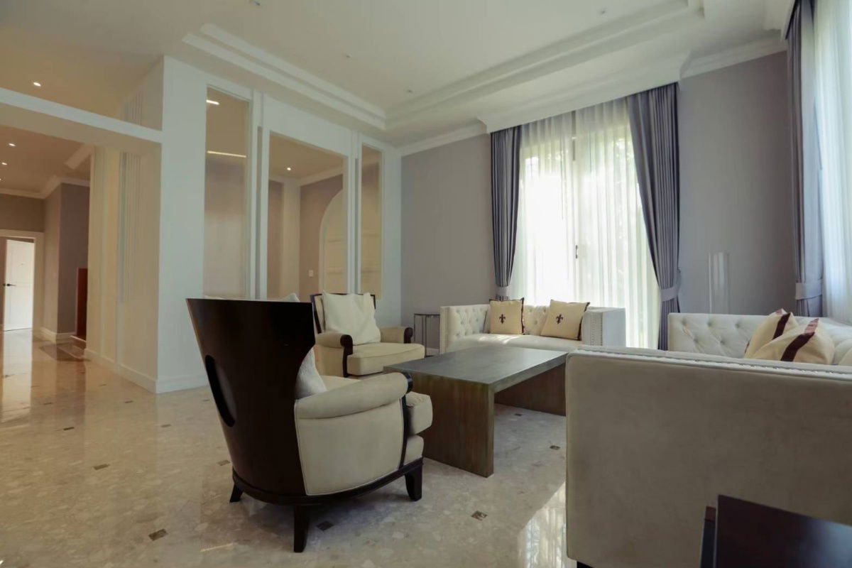 picture * Golden Nakara Onnut 65 for Sale *  4 bedrooms 5 bathrooms  - 9/50