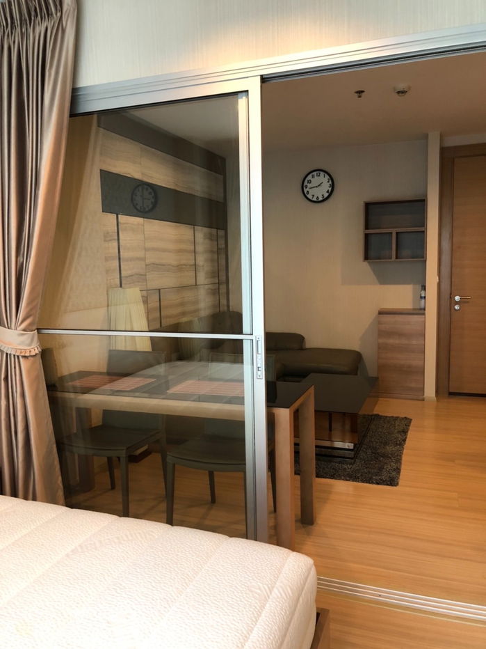 รูป Available for rent! Rhythm Huaikhwang 1 Bedroom with 36sqm. Fully furnished, Ready to move in - รูปที่ 6/11